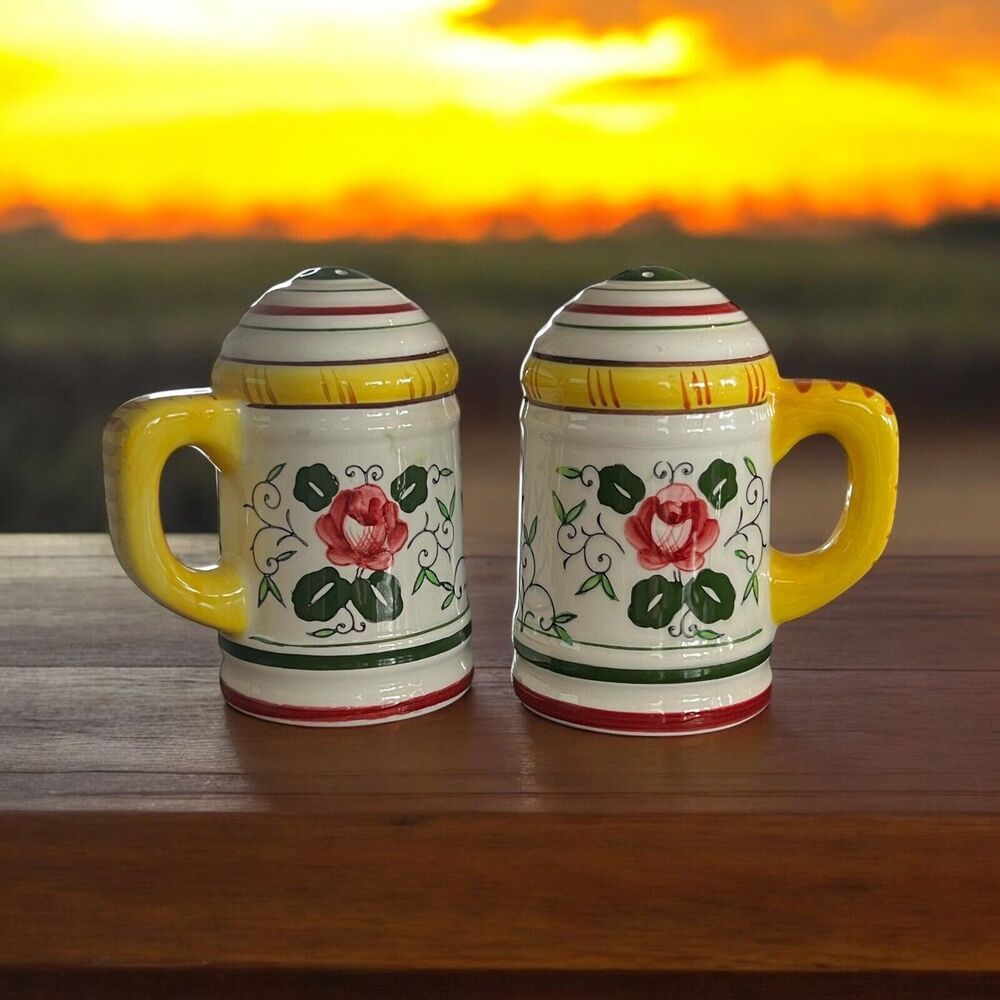 Rooster & Roses - Ucagco Japan - Salt & Pepper Shakers -4" tall